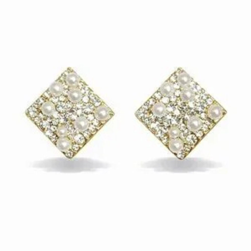 Trendy Gold and Pearl Square Clip-On Earrings